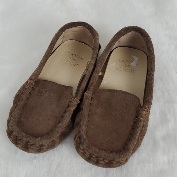 Janie and Jack Other - Janie and Jack suede shoes little boy size 19